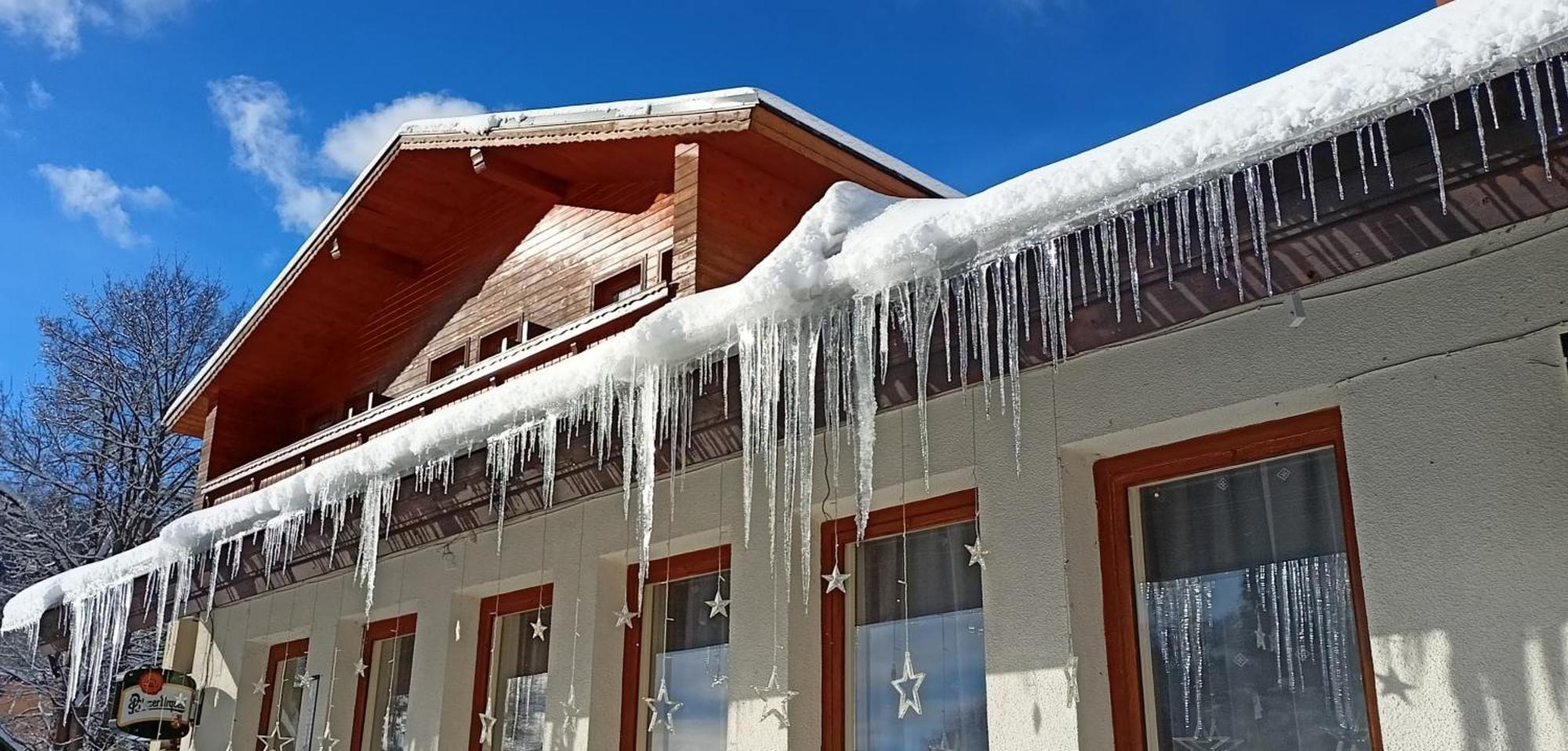 Rodinny "Hotel U Mustku" Desná Esterno foto